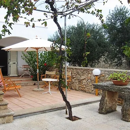 Trullo Salentino Patù